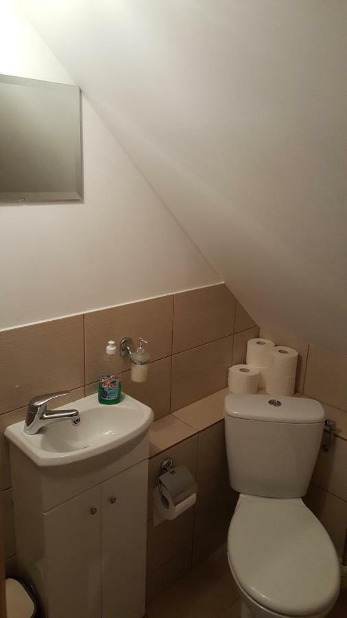 شقة اوسترزوكي دولن  في Apartament Szafa المظهر الخارجي الصورة