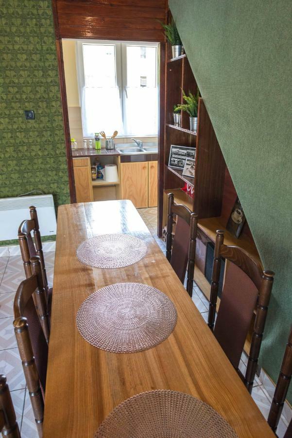 شقة اوسترزوكي دولن  في Apartament Szafa المظهر الخارجي الصورة